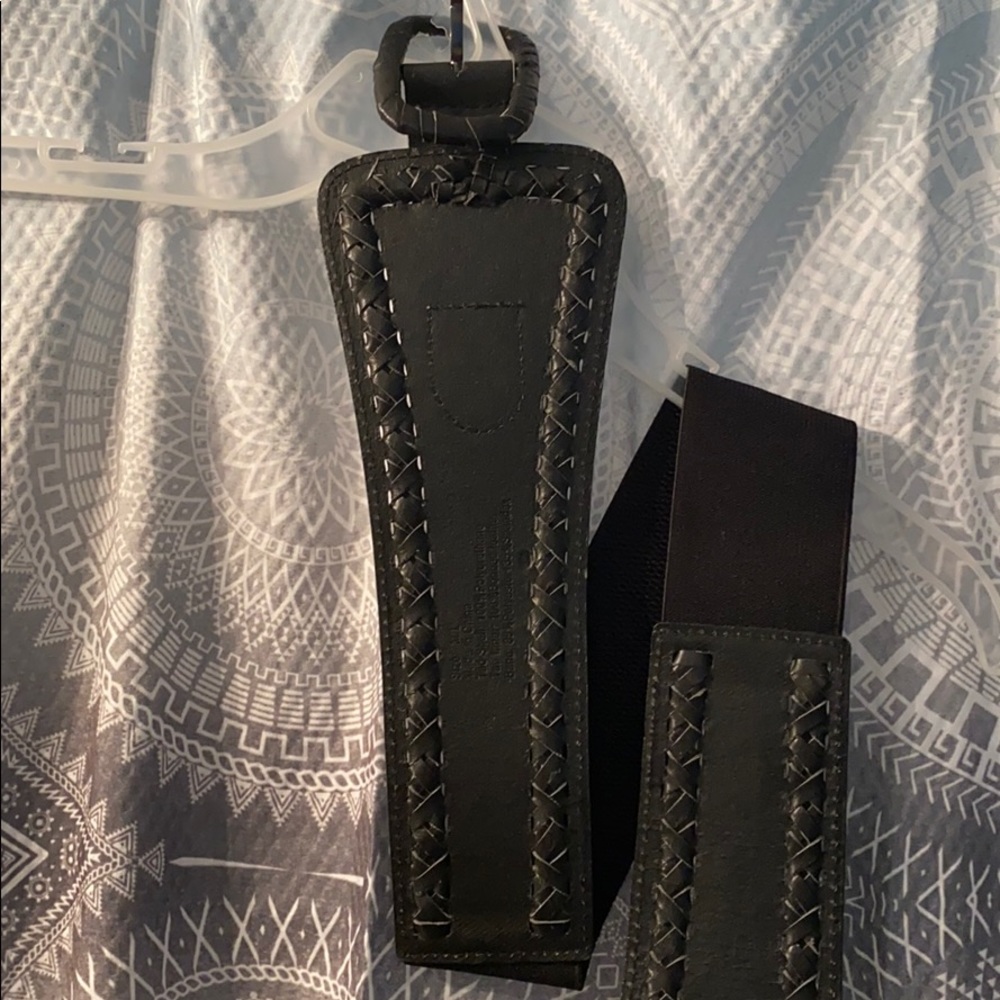 Belt - Picture 2 of 5